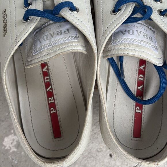 Prada low top leather sneakers - Picture 7 of 9